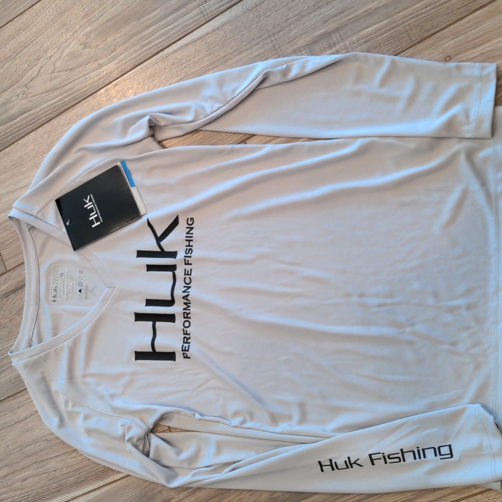 Huk Fishing Top